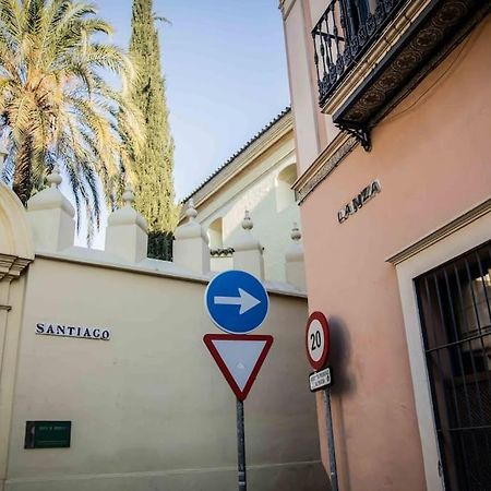 Apartament Imperial Center Seville New Management Since April Exteriör bild