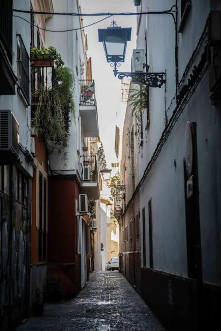Apartament Imperial Center Seville New Management Since April Exteriör bild
