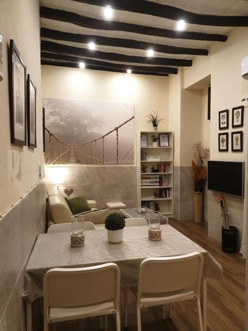 Apartament Imperial Center Seville New Management Since April Exteriör bild